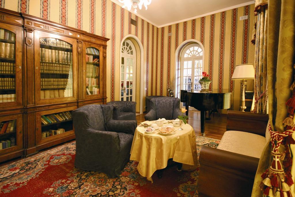 Hotel Excelsior Palace
