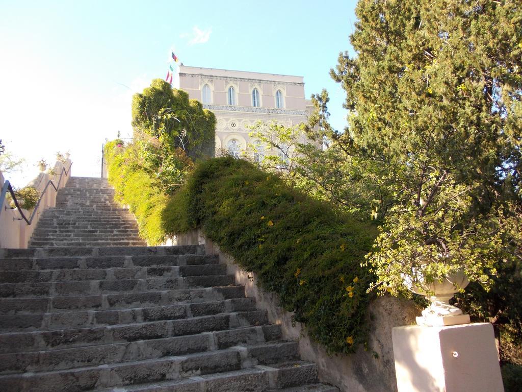 Excelsior Palace