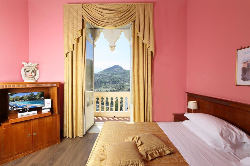 Excelsior Palace 4*