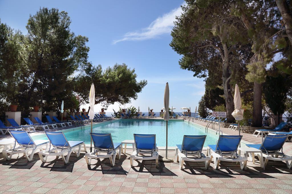 Excelsior Palace Hotel 4*